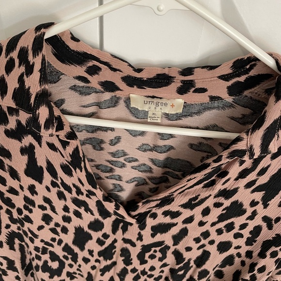 Umgee Animal Print Long Sleeve V-Neck Tunic Oversized Top - Picture 8 of 9